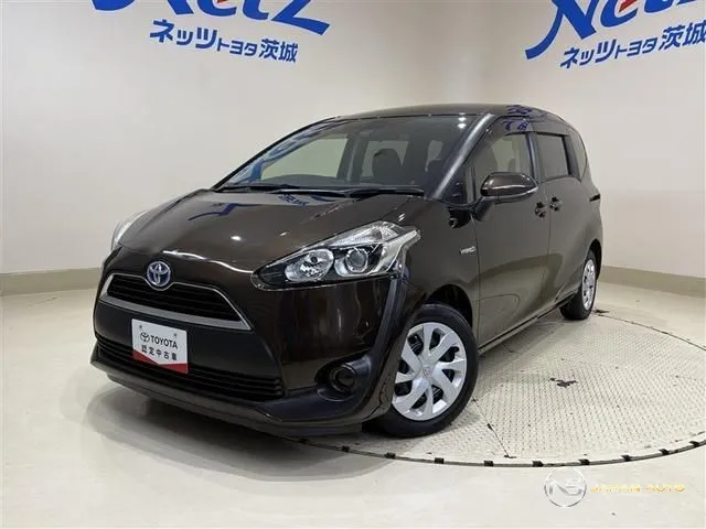 2017 Toyota Sienta Hybrid G