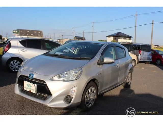 2015 Toyota Aqua S