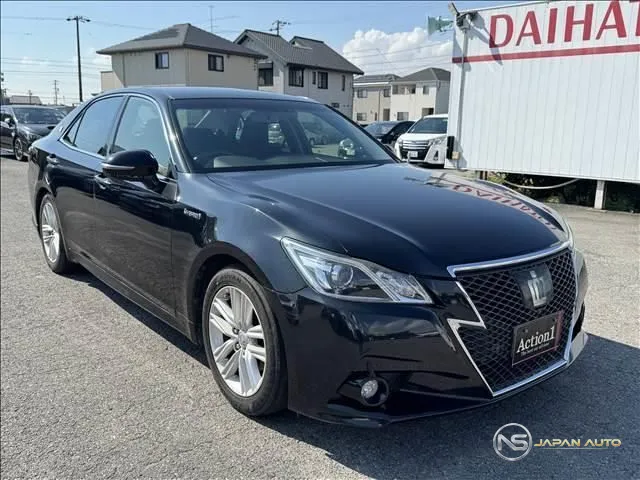 2013 Toyota Crown Hybrid Athlete S