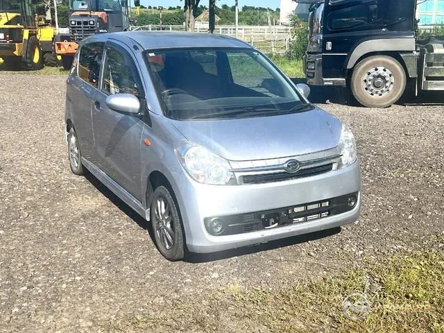 2010 Daihatsu Mira TL