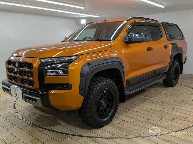 2024 Mitsubishi Triton Gsr