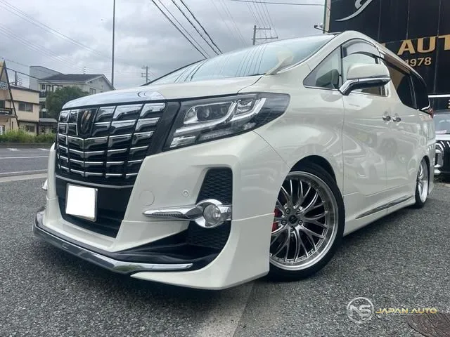 2015 Toyota Alphard 2.5S