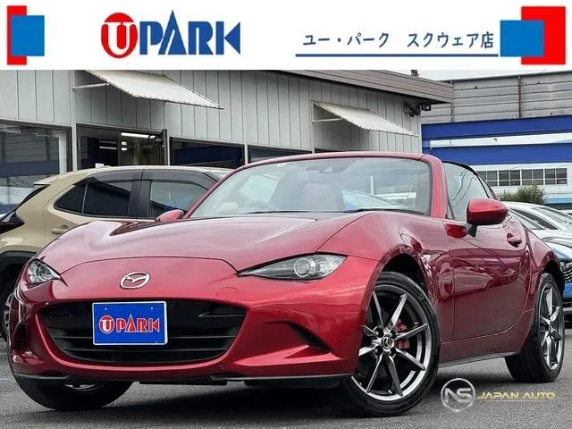 2018 Mazda Roadster RF VS