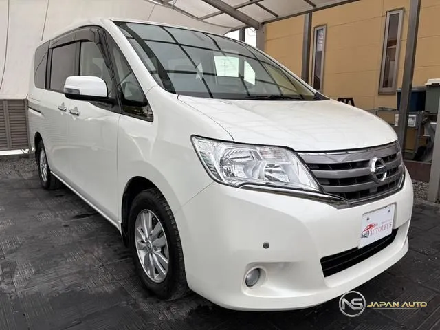 2011 Nissan Serena 20G