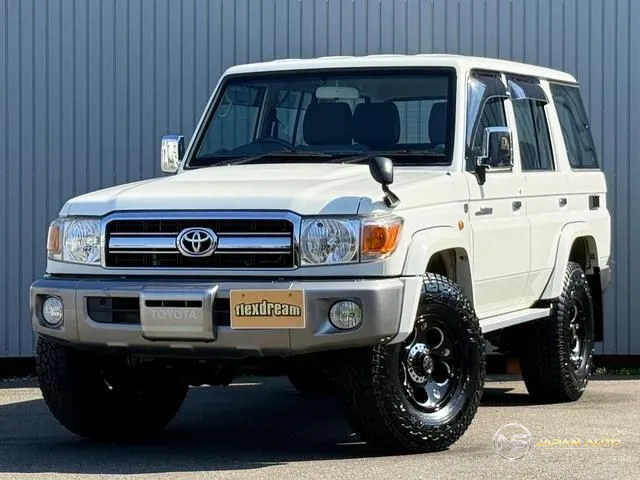 2014 Toyota Land Cruiser 70 Van