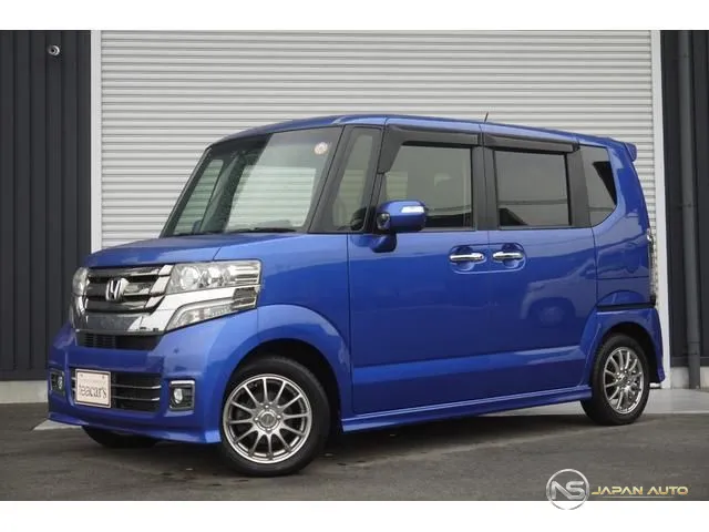 2017 Honda N-Box Custom, photo 1 of 20