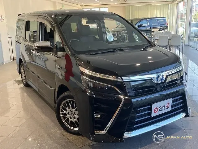 2019 Toyota Voxy Hybrid ZS Kirameki II