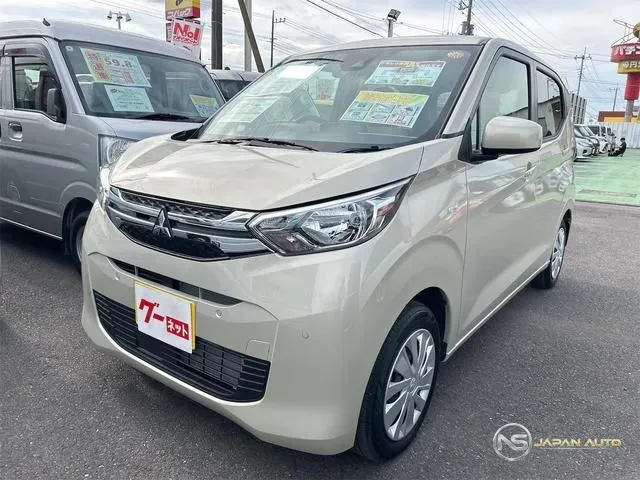 2025 Mitsubishi EK Wagon M