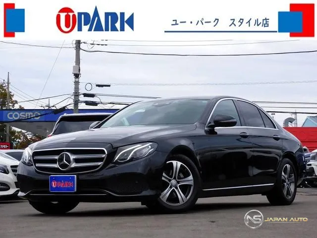 2017 Mercedes-Benz E-Class, photo 1 of 20