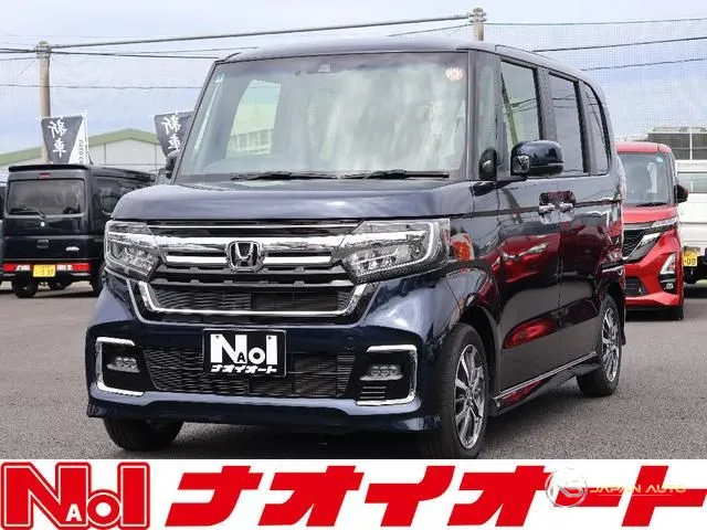 2022 Honda N-Box Custom EX