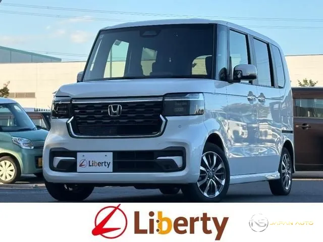 2024 Honda N-Box Custom, photo 1 of 20