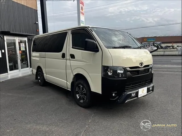 2023 Toyota Hiace Van Long DX