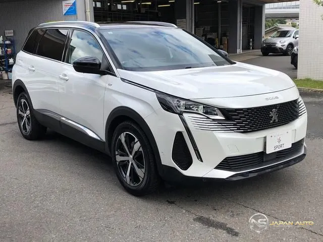 2021 Peugeot 5008 GT