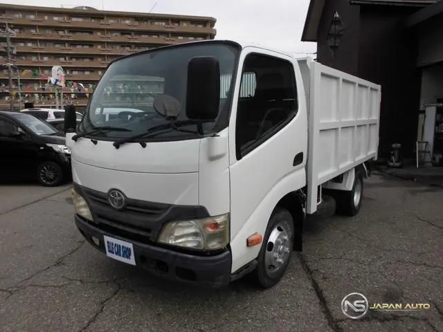 2011 Toyota Dyna Truck