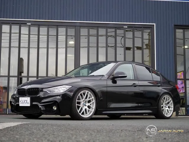 2012 BMW 3 Series 320I Modern