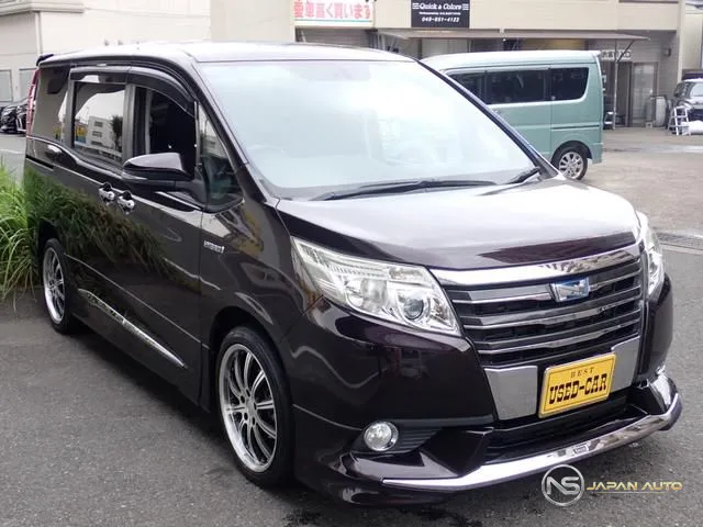2015 Toyota Noah Hybrid G