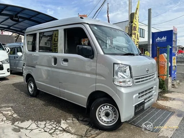 2022 Nissan NV100CLIPPER Van DX Safety Package