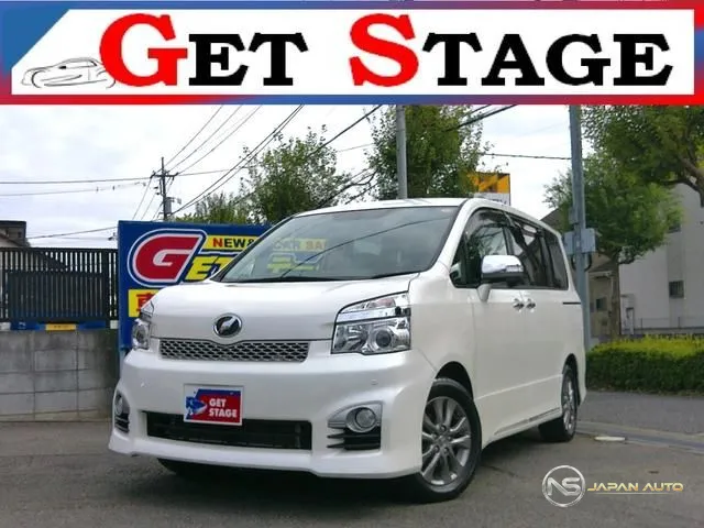 2012 Toyota Voxy ZS Kirameki III