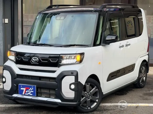 2023 Daihatsu Tanto, photo 1 of 20