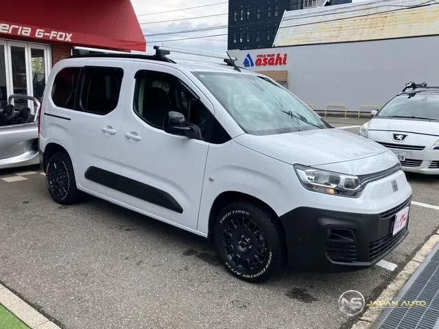 2024 Fiat Doblo Base Grade