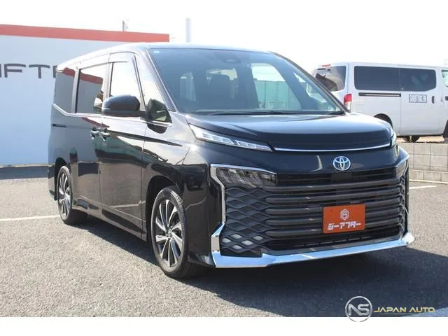 2023 Toyota Voxy Hybrid S-Z