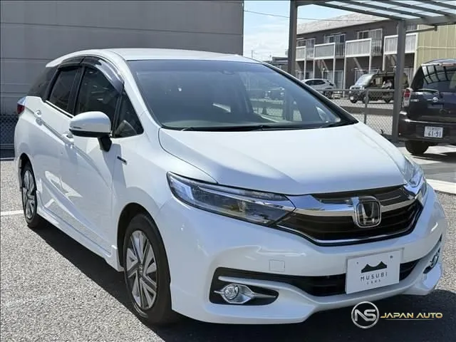 2018 Honda Shuttle Hybrid X Honda Sensing
