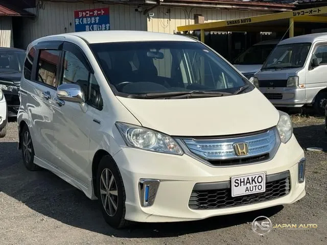 2012 Honda Freed Hybrid Just Selection