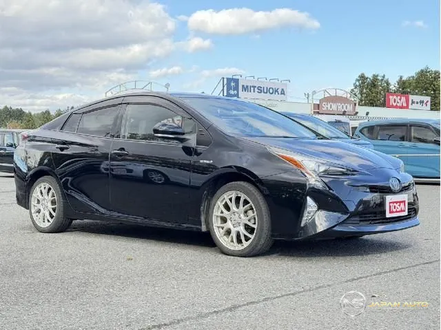 2016 Toyota Prius A Premium Touring Selection