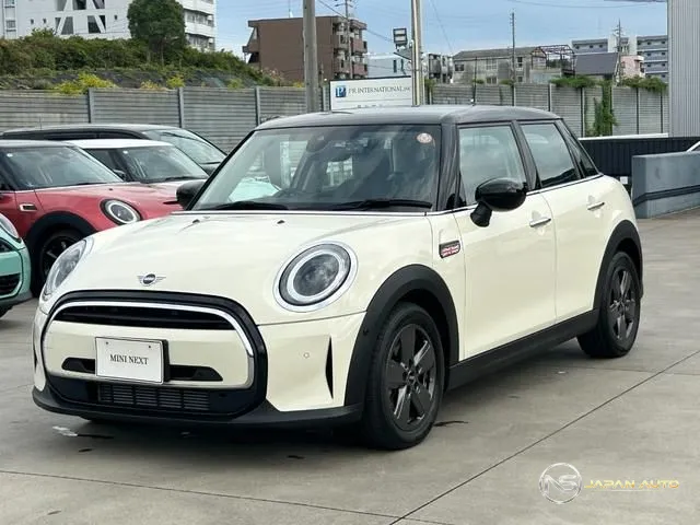 2021 MINI Mini, photo 1 of 20