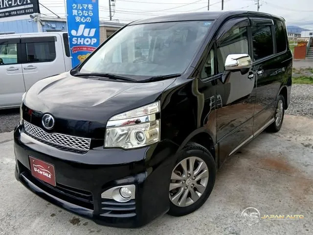 2013 Toyota Voxy ZS Kirameki III