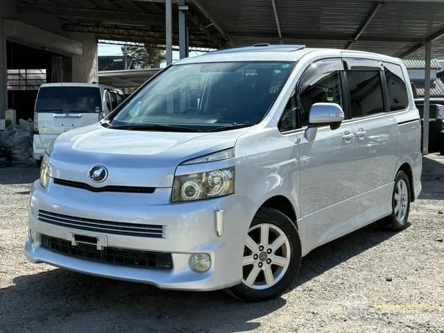 2008 Toyota Voxy ZS