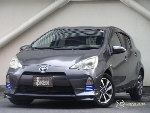 2012 Toyota Aqua S