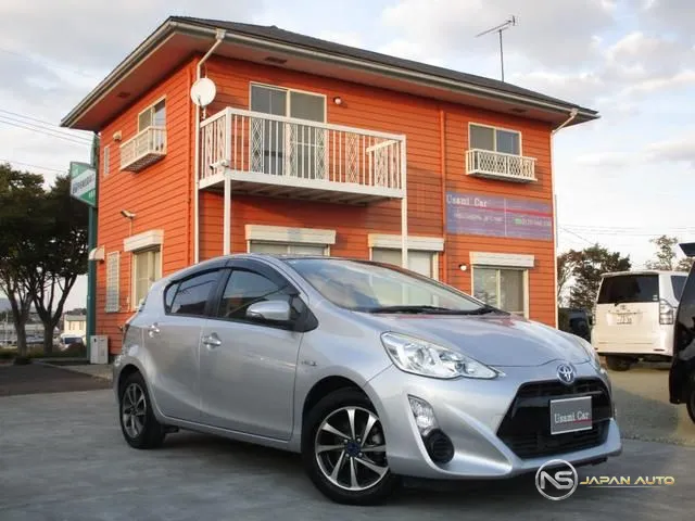 2016 Toyota Aqua S