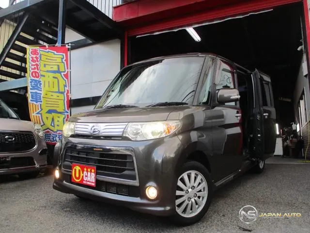 2011 Daihatsu Tanto Custom X