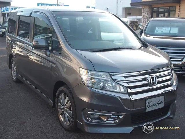 2013 Honda Stepwagon Spada