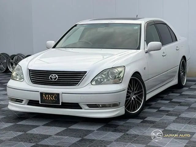 2004 Toyota Celsior ER