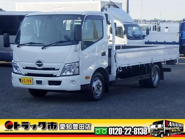 2022 Hino Dutro
