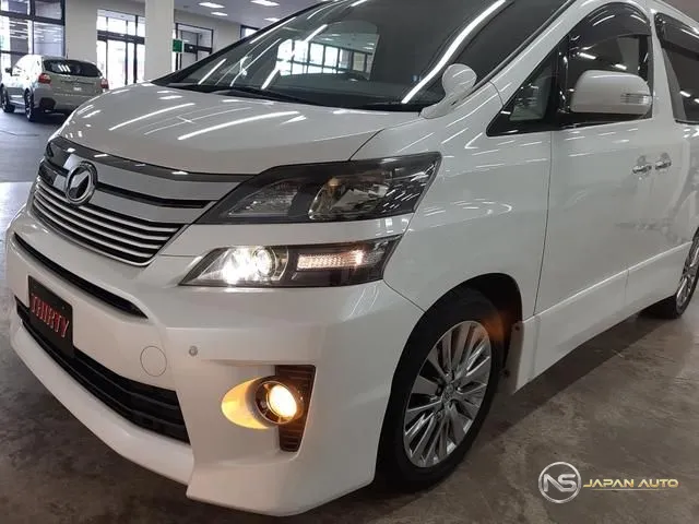 2014 Toyota Vellfire 2.4Z Golden Eyes II