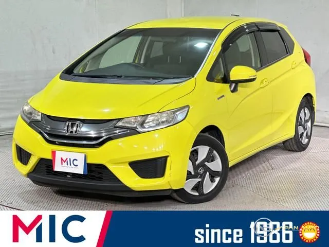 2014 Honda Fit Hybrid F Package