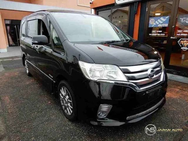 2013 Nissan Serena Highway Star S-Hybrid V Selection
