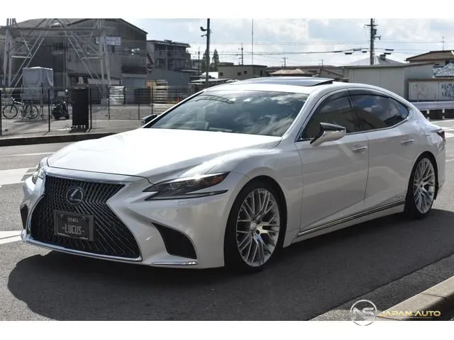 2017 Lexus LS LS500H Version L