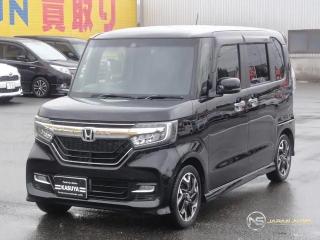2017 Honda N-Box Custom, photo 1 of 20