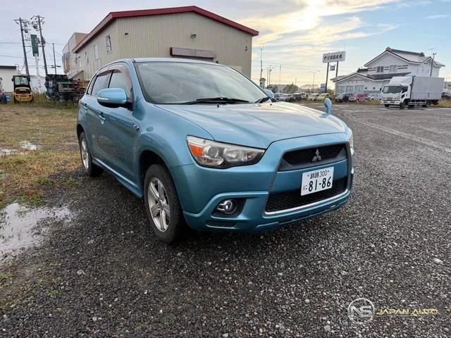 2010 Mitsubishi RVR, photo 1 of 19