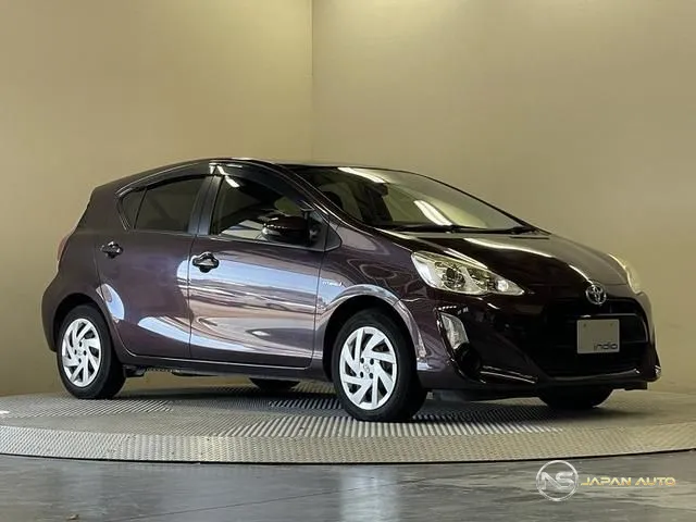 2015 Toyota Aqua S