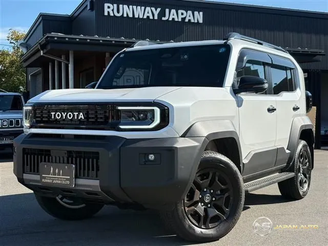 2026 Toyota Land Cruiser FJ, photo 1 of 20