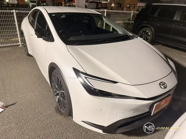 2026 Toyota Prius, photo 1 of 2