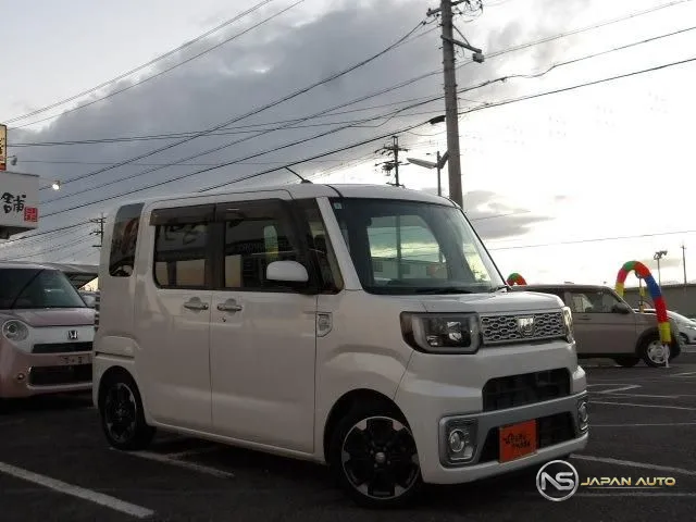 2016 Daihatsu Wake G SA