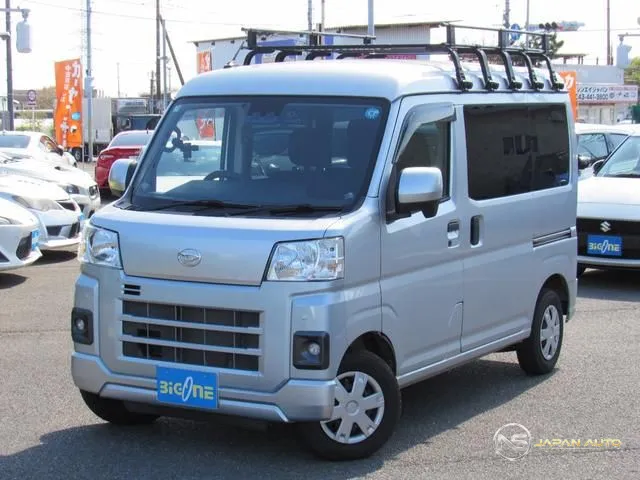 2022 Daihatsu Hijet Cargo Cruise Turbo