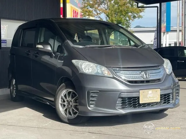 2011 Honda Freed Hybrid Just Selection