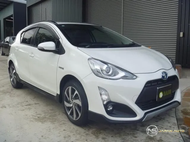 2015 Toyota Aqua X Urban